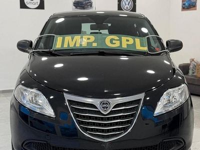 Usata Lancia Ypsilon Gold 69 CV (50 kW) 2014 Nero Utilitaria