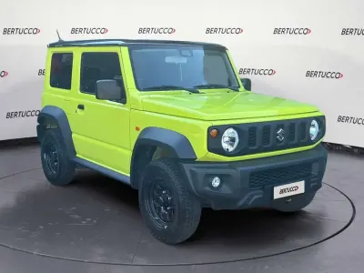 Usata Suzuki Jimny 102 CV (75 kW) 2022 Verde SUV