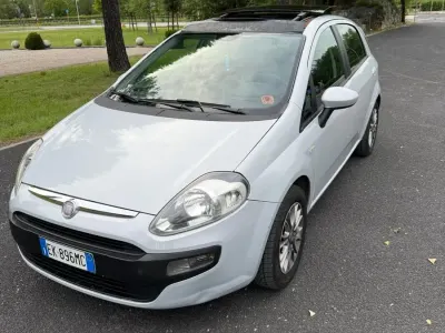 Usata Fiat Punto Evo Active 75 CV (55 kW) 2011 Beige Utilitaria