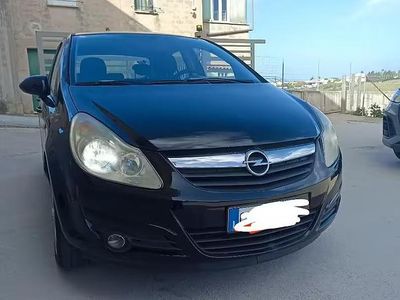 Usata Opel Corsa 75 CV (55 kW) 2010 Utilitaria