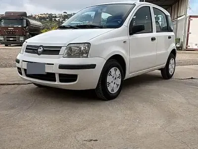 Usata Fiat Panda 69 CV (50 kW) 2007 Bianco Utilitaria