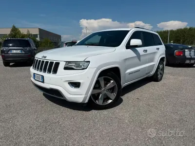 Usata Jeep Grand Cherokee Overland 250 CV (183 kW) 2015 Bianco SUV