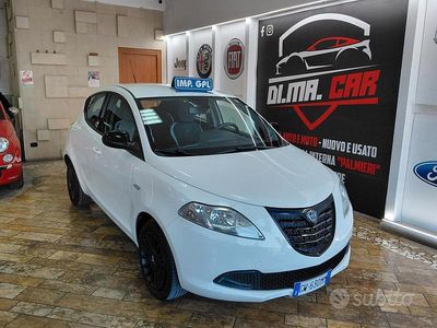 Usata Lancia Ypsilon 69 CV (50 kW) 2014 Bianco Utilitaria