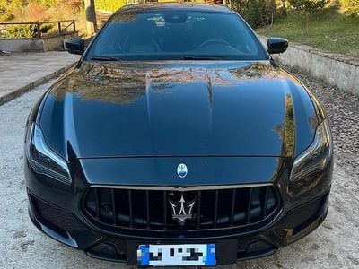 Begagnad Maserati Quattroporte 430 HK (316 kW) 2022 Svart Sedan