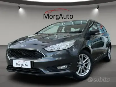 Usata Ford Focus 120 CV (88 kW) 2018 Grigio Station wagon