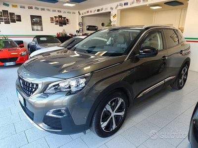 Grigio Usata 2018 Peugeot 3008 GT-line SUV | 11.490 € (Buon prezzo)