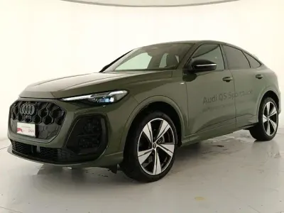 Nuova Audi Q5 Sportback S-Line 204 CV (150 kW) 2025 Verde district metallizzato SUV