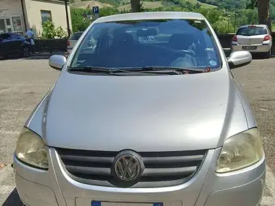 Usata VW Fox 54 CV (39 kW) 2007 Argento Utilitaria