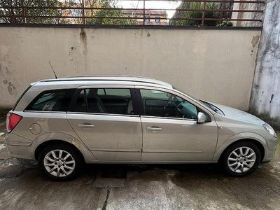 Usata Opel Astra Elegance 2005 Grigio Station wagon