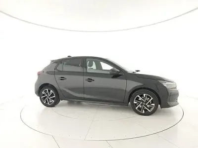 Usata Opel Corsa 101 CV (74 kW) 2024 Nero Utilitaria