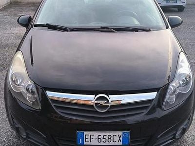Usata Opel Corsa Sport 90 CV (66 kW) 2010 Nero Utilitaria