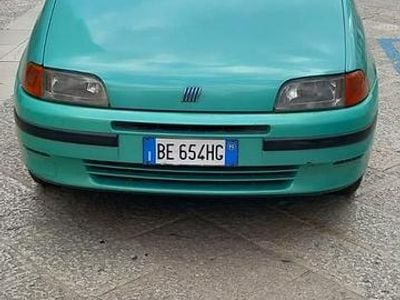 Usata Fiat Punto Cabriolet 86 CV (63 kW) 1999 Verde Cabrio