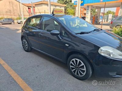 Usata Fiat Grande Punto 65 CV (47 kW) 2008 Nero Utilitaria