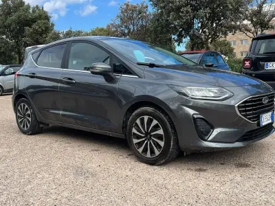 Usata Ford Fiesta Titanium 75 CV (55 kW) 2022 Grigio Utilitaria