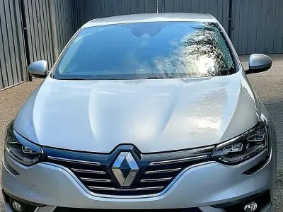 Usata Renault Mégane IV Bose Edition 132 CV (97 kW) 2017 Grigio Berlina