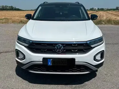 Usata VW T-Roc 2023 SUV
