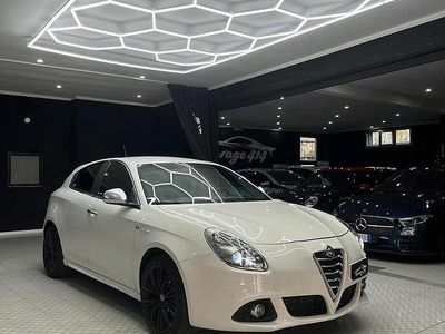 Usata Alfa Romeo Giulietta Distinctive 175 CV (128 kW) 2014 Bianco Berlina