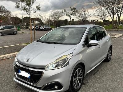 Usata Peugeot 208 Allure 75 CV (55 kW) 2017 Grigio Utilitaria