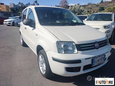 Usata Fiat Panda Active 69 CV (50 kW) 2011 Bianco Utilitaria
