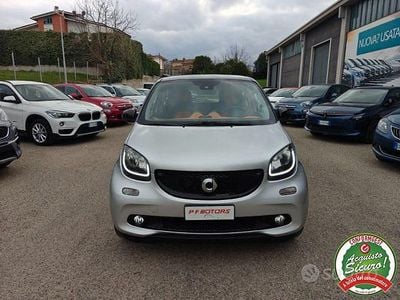Usata Smart ForFour Passion 70 CV (51 kW) 2015 Grigio Utilitaria