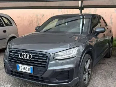 Usata Audi Q2 S-Line 150 CV (110 kW) 2018 Grigio SUV