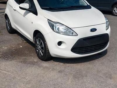 Usata Ford Ka Titanium 69 CV (50 kW) 2012 Bianco Utilitaria