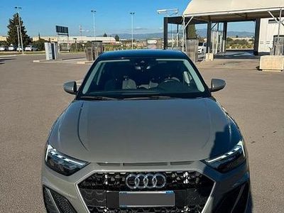 Usata Audi A1 Sportback Ambiente 150 CV (110 kW) 2019 Grigio Utilitaria
