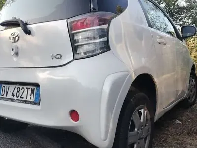 Usata Toyota iQ 68 CV (50 kW) 2009 Utilitaria