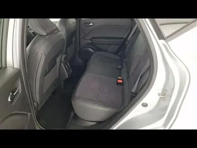 Usata Renault Captur 145 CV (106 kW) 2023 Grigio chiaro SUV