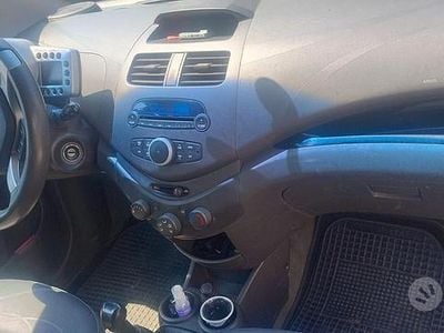 Usata Chevrolet Spark 68 CV (50 kW) 2010 Grigio Utilitaria