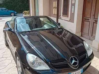 Usata Mercedes SLK200 163 CV (119 kW) 2006 Nero Cabrio