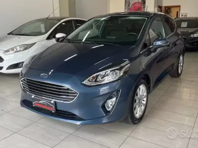 Usata Ford Fiesta Titanium 86 CV (63 kW) 2019 Bluazzurro Utilitaria