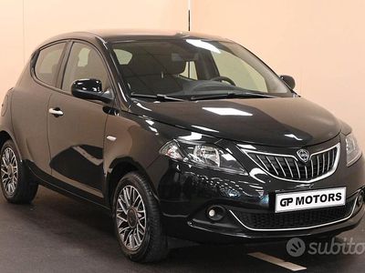 Usata Lancia Ypsilon 70 CV (51 kW) 2023 Nero Utilitaria