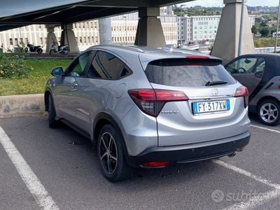 Usata Honda HR-V 120 CV (88 kW) 2019 Grigio SUV