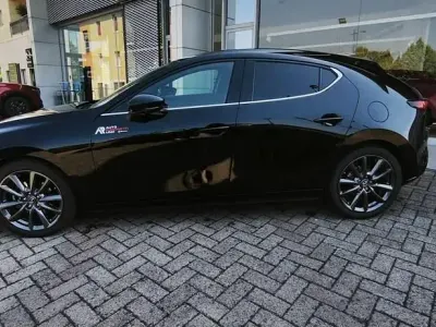 Usata Mazda 3 140 CV (102 kW) 2026 Jet black Berlina