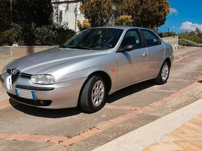 Usata Alfa Romeo 156 115 CV (84 kW) 2001 Grigio Berlina