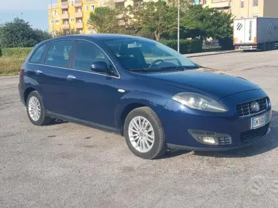Usata Fiat Croma Emotion 120 CV (88 kW) 2008 Bluazzurro Station wagon