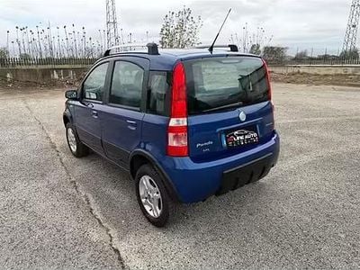 Occasion Fiat Panda 4x4 75 ch (55 kW) 2007 Bleue Citadine