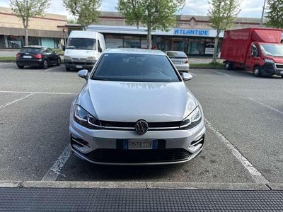 Usado VW Golf VII Sportline 150 CV (110 kW) 2017 Gris Berlina