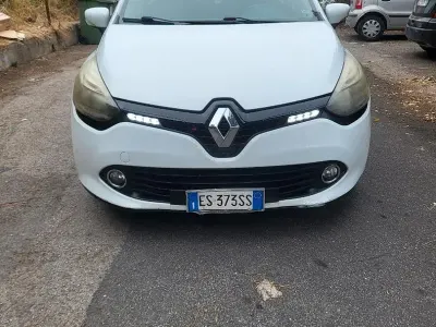 Usata Renault Clio 75 CV (55 kW) 2014 Bianco Utilitaria