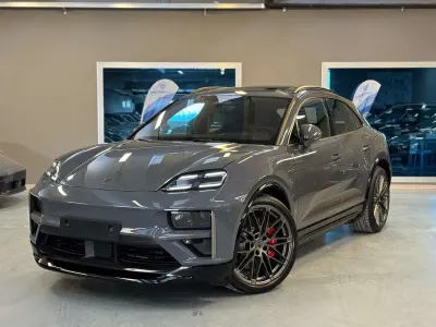 Gebraucht Porsche Macan Turbo 469 kW (639 PS) 2025 Grau SUV