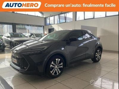 Usata Toyota C-HR Trend 197 CV (144 kW) 2024 Grigio SUV