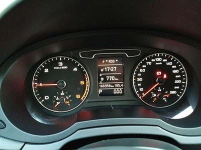 Usata Audi Q3 Ambiente 140 CV (102 kW) 2014 SUV