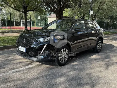 Usata Peugeot 2008 Active 101 CV (74 kW) 2023 Nero SUV