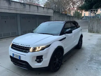 Usata Land Rover Range Rover evoque Dynamic 190 CV (139 kW) 2014 Bianco SUV