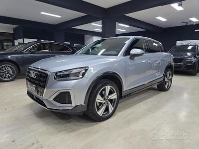 Begagnad Audi Q2 Admired 116 HK (85 kW) 2022 Grå SUV