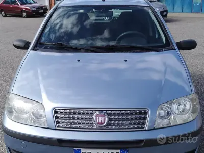 Usata Fiat Punto 60 CV (44 kW) 2009 Blu Utilitaria
