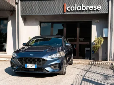 Usata Ford Focus ST-Line 120 CV (88 kW) 2020 Bluazzurro Berlina