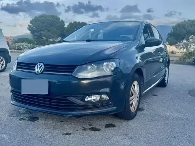 Usata VW Polo 85 CV (62 kW) 2016 Grigio Berlina