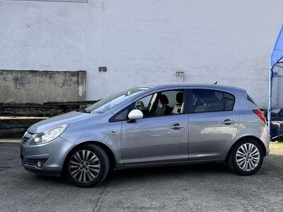 Usata Opel Corsa Edition 86 CV (63 kW) 2011 Utilitaria